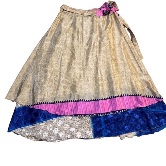 100% Silk Indian Art Reversible Sari Wrap Skirt - Picture 8 of 8